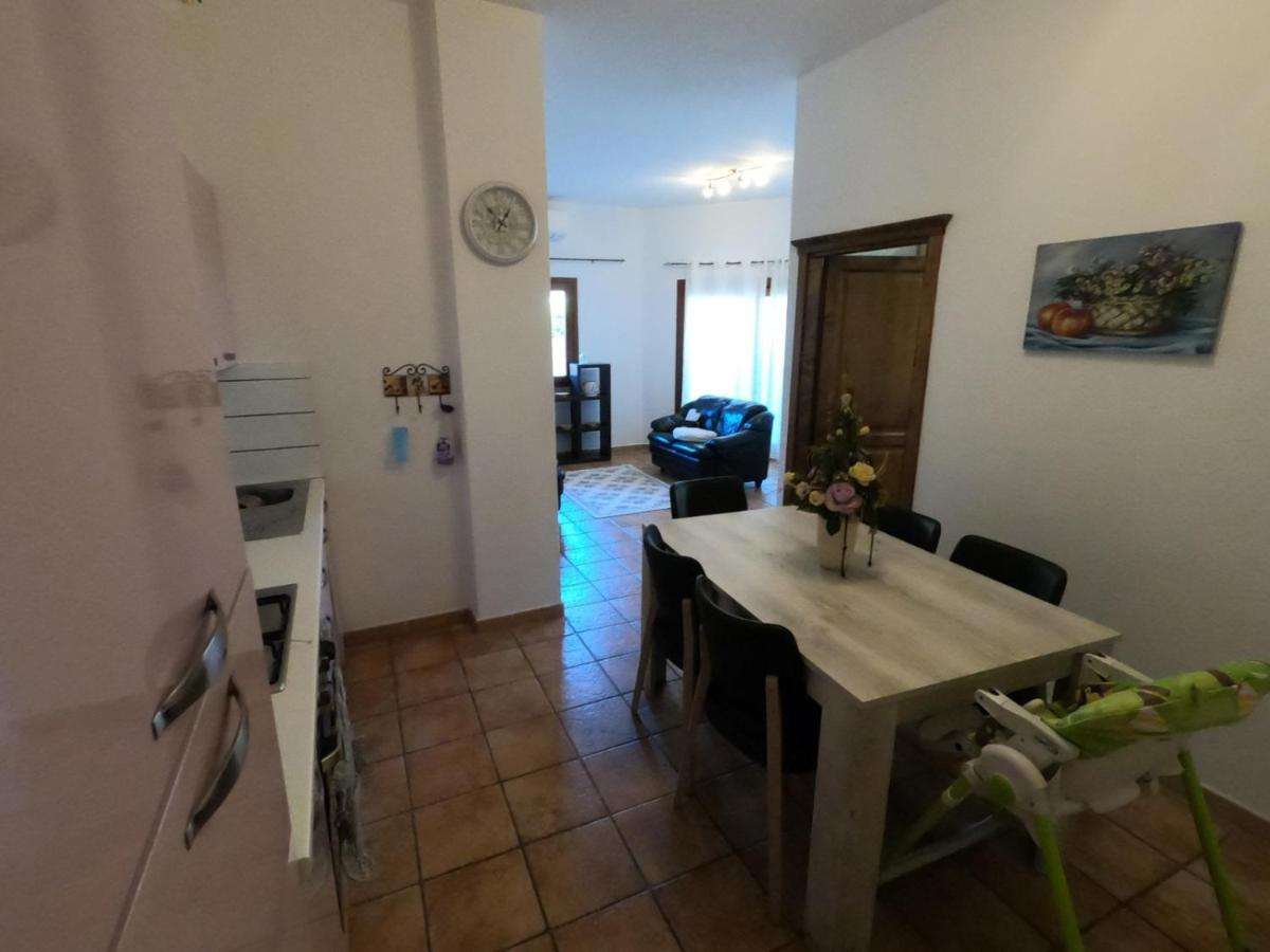 Casa Cimarosa Apartment Олбия Екстериор снимка